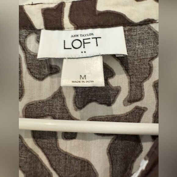 Loft Brown Giraffe Print Ruffle Dressy Tank- size M - Picture 3 of 3